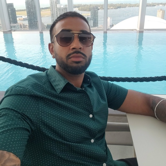 Meet your Posher, Shawn - Picture 1 of 1